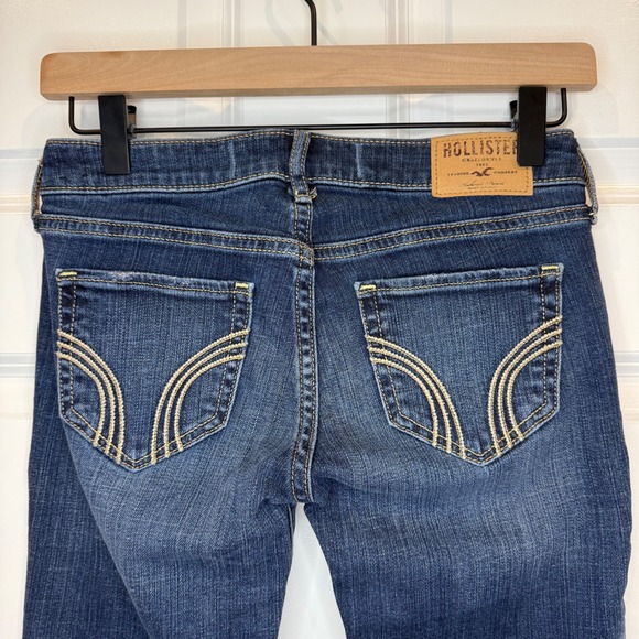 Hollister Low Rise Bootcut Jeans Dark Wash Denim Size 0R - Picture 6 of 6